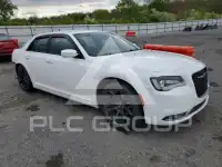 2019 Chrysler 300 photo