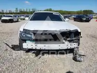 2019 Chrysler 300 photo