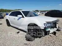 2019 Chrysler 300 photo