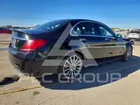 2019 Mercedes Benz C-Class photo