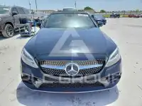 2019 Mercedes Benz C-Class photo