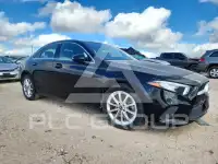 2019 Mercedes Benz A фото