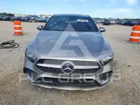 2019 Mercedes Benz A фото
