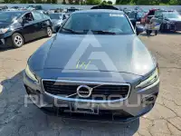 2019 Volvo S60 фото