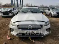 2019 Volvo S60 фото