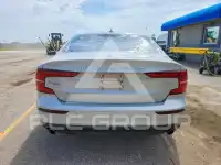 2019 Volvo S60 фото