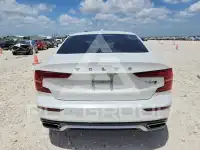 2019 Volvo S60 фото