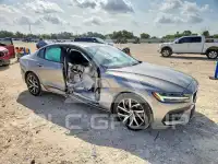 2019 Volvo S60 photo