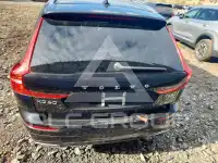 2019 Volvo XC60 photo