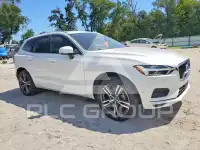 2019 Volvo XC60 photo
