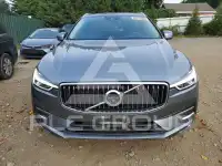 2019 Volvo XC60 photo