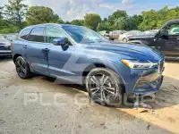 2019 Volvo XC60 photo