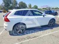 2019 Volvo XC60 photo
