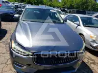 2019 Volvo XC60 photo