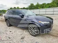 2019 Volvo XC90 photo