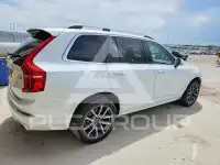 2019 Volvo XC90 фото
