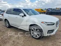 2019 Volvo XC90 photo