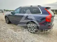 2019 Volvo XC90 photo