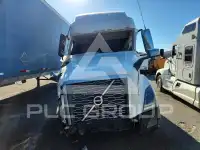 2019 Volvo VNL photo