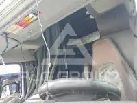 2019 Volvo VNL photo