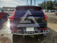 2019 Volvo XC40 фото