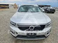 2019 Volvo XC40 фото