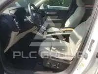 2019 Volvo XC40 фото