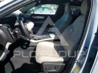 2019 Volvo XC40 фото