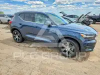 2019 Volvo XC40 фото