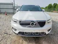 2019 Volvo XC40 фото