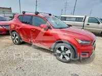 2019 Volvo XC40 фото