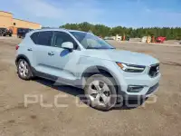 2019 Volvo XC40 фото
