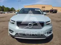 2019 Volvo XC40 фото