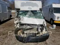 2019 GMC Savana photo