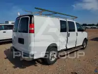 2019 GMC Savana photo