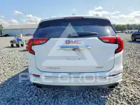 2019 GMC TERRAIN photo