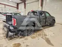 2019 GMC CANYON photo