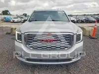 2019 GMC YUKON photo