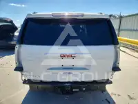 2019 GMC YUKON photo