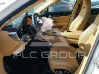 2019 Porsche Panamera photo