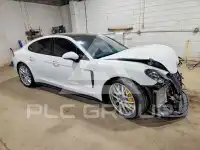 2019 Porsche Panamera фото