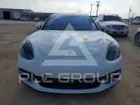 2019 Porsche Panamera photo