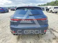 2019 Porsche MACAN photo