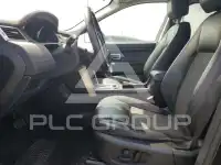 2019 Land Rover Discovery photo