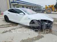 2019 Tesla Model S фото