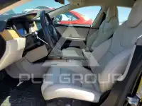 2019 Tesla Model S фото