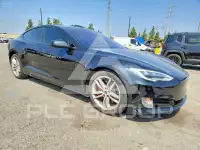 2019 Tesla Model S фото