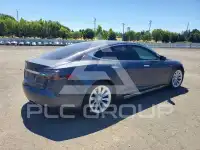 2019 Tesla Model S фото