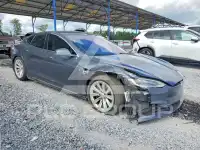 2019 Tesla Model S фото