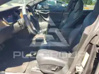 2019 Tesla Model S фото